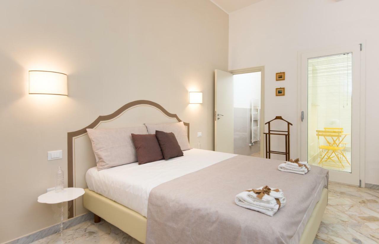 L'Angolo Di Oli' Lecce Bagian luar foto